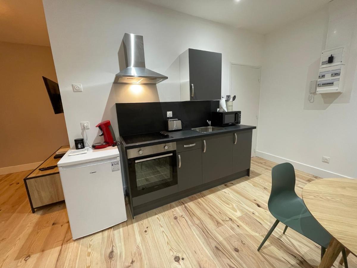 Residence Croix D'Anzin Valenciennes Bagian luar foto