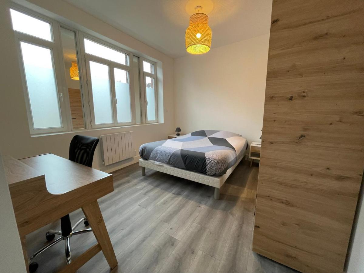 Residence Croix D'Anzin Valenciennes Bagian luar foto