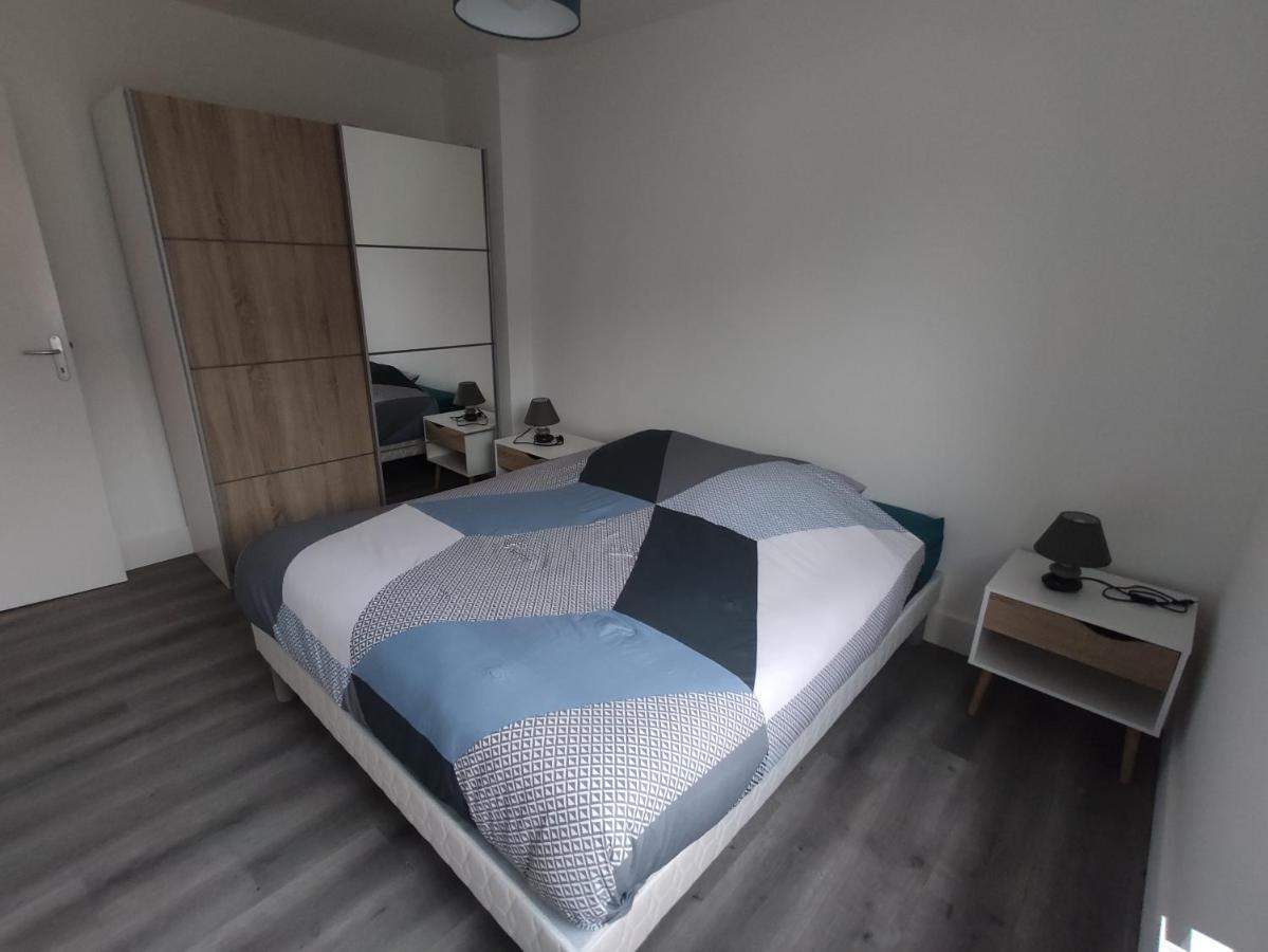 Residence Croix D'Anzin Valenciennes Bagian luar foto